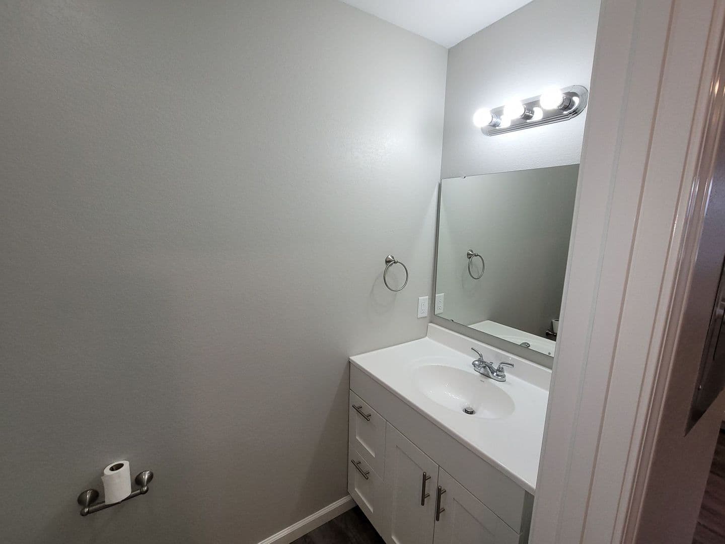 Union Apartment: 564 Red Bill Drive