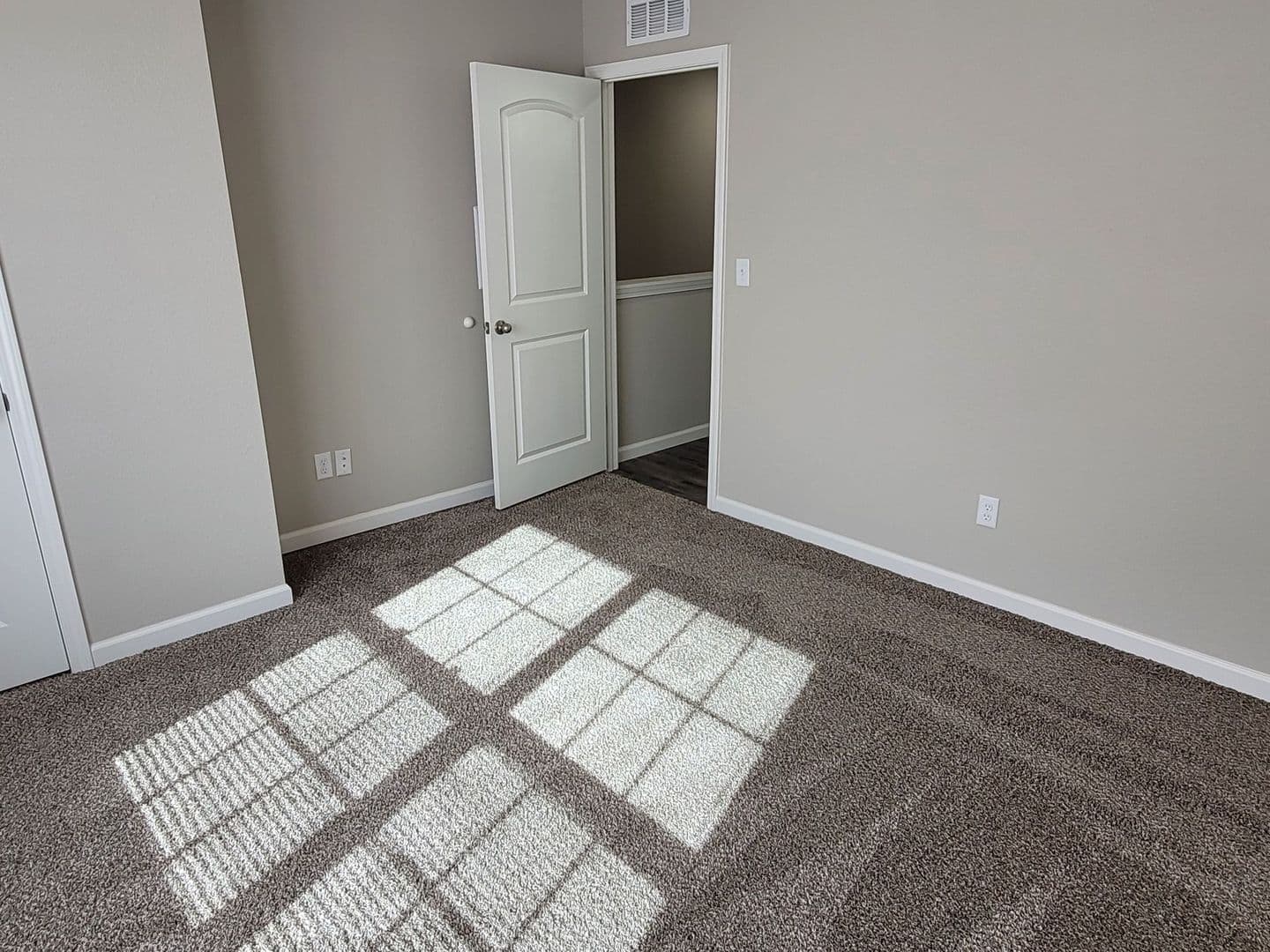 Union Apartment: 564 Red Bill Drive