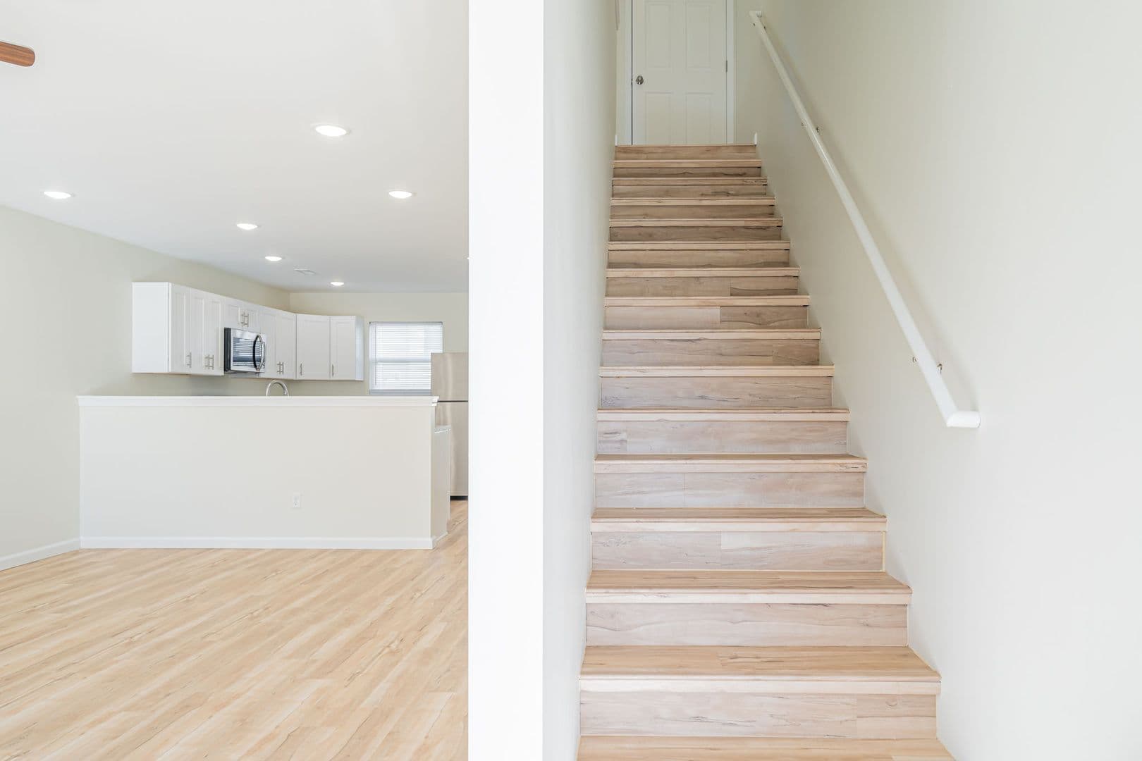 Farmington Apartment: 100 Roper Loop