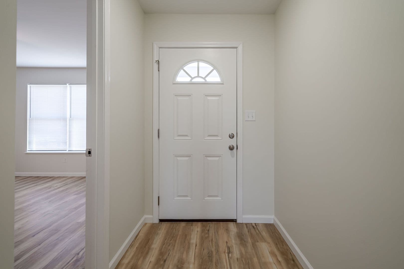 Farmington Apartment: 100 Roper Loop
