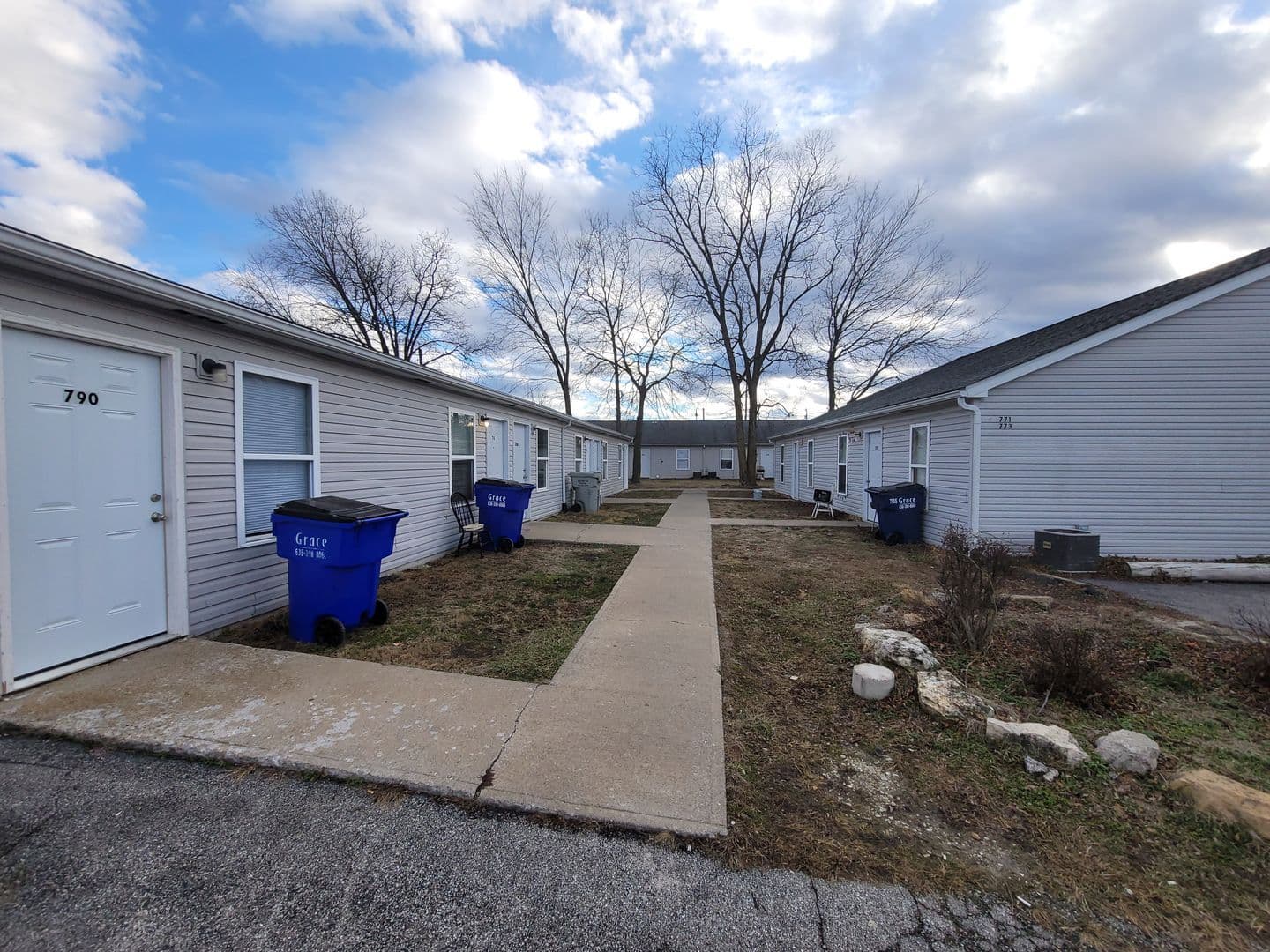 Truesdale Apartment: 745 Wabash Street