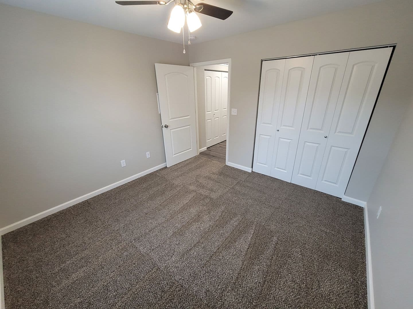 Washington Apartment: 106 Acorn Crk Rd