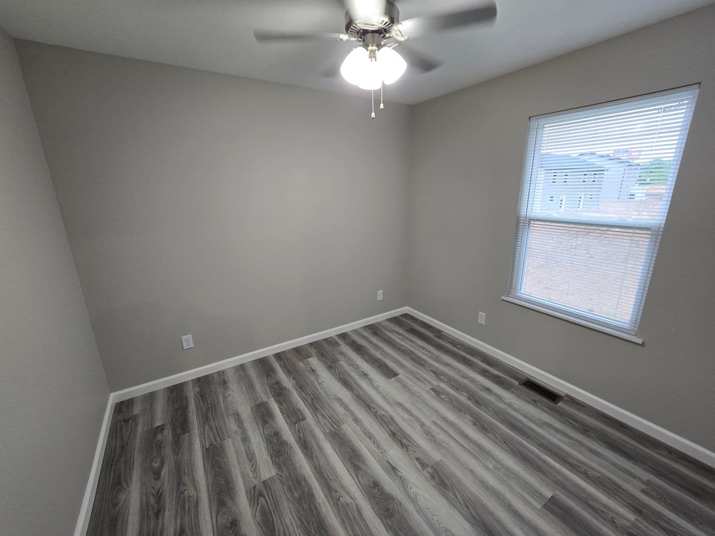 Sullivan Apartment: 101 Fern Hollow Drive