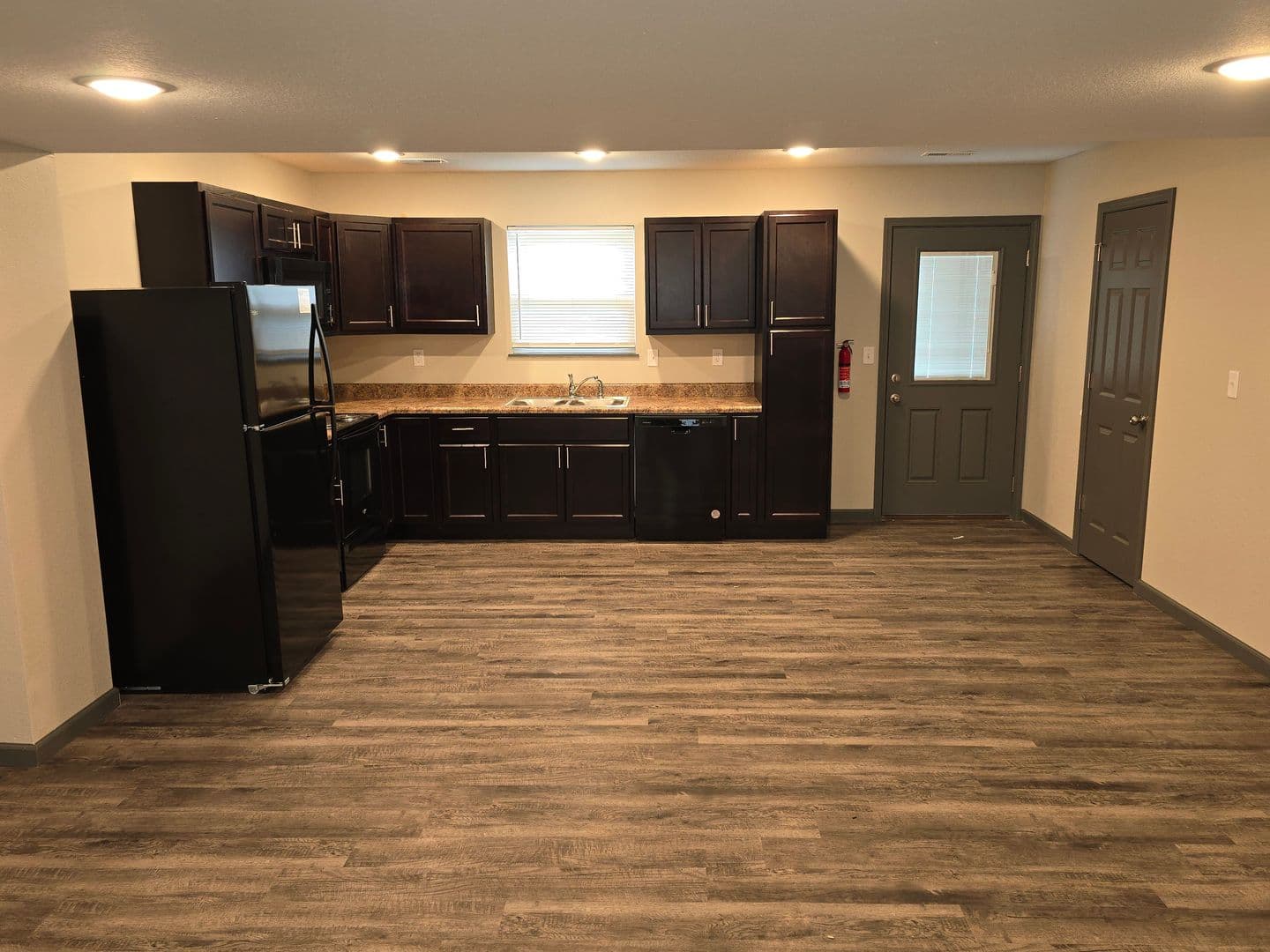 Union Apartment: 101 College Village Drive