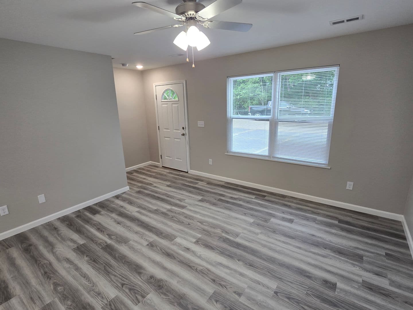 Sullivan Apartment: 101 Fern Hollow Drive