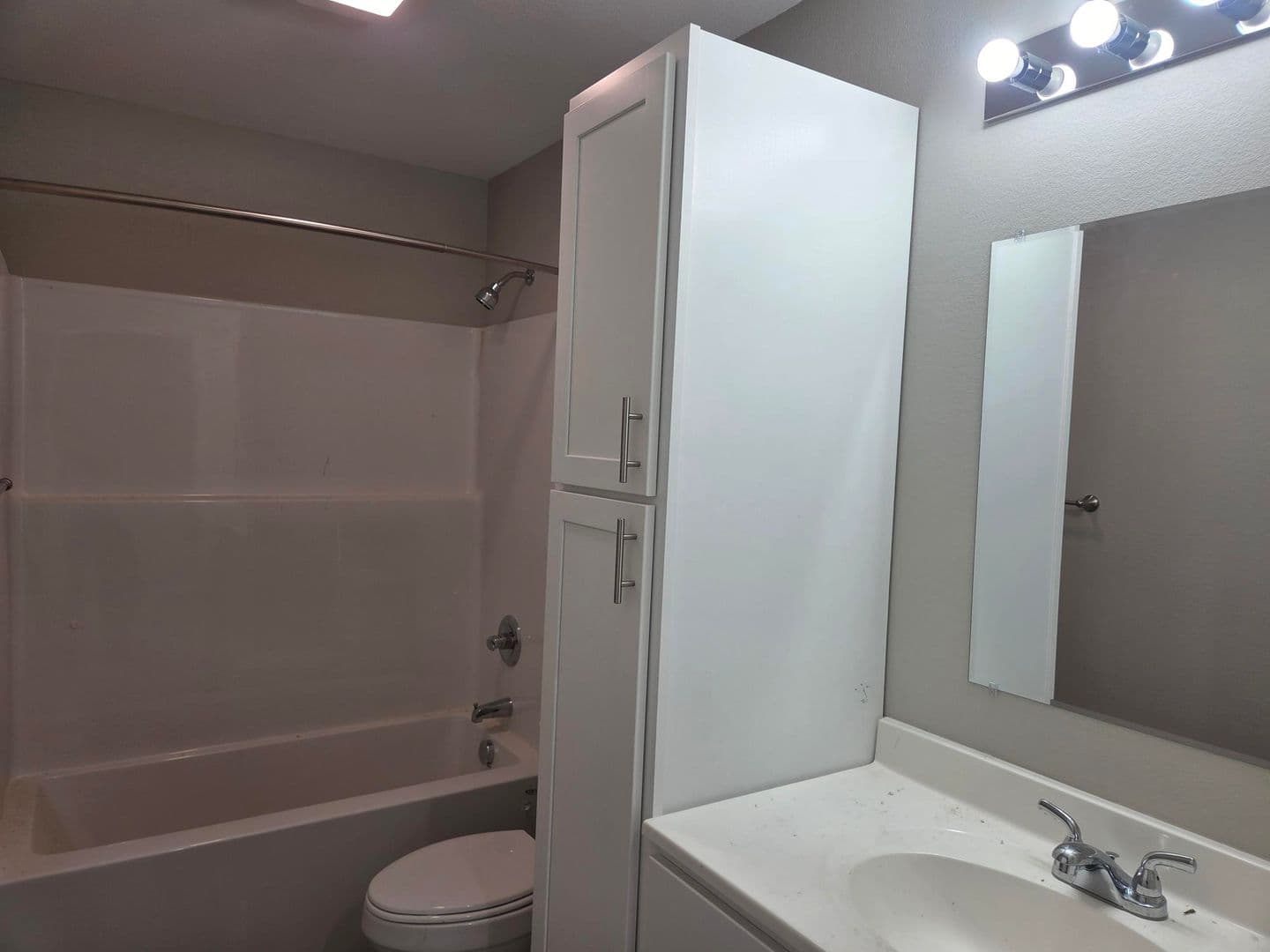 Sullivan Apartment: 101 Fern Hollow Drive