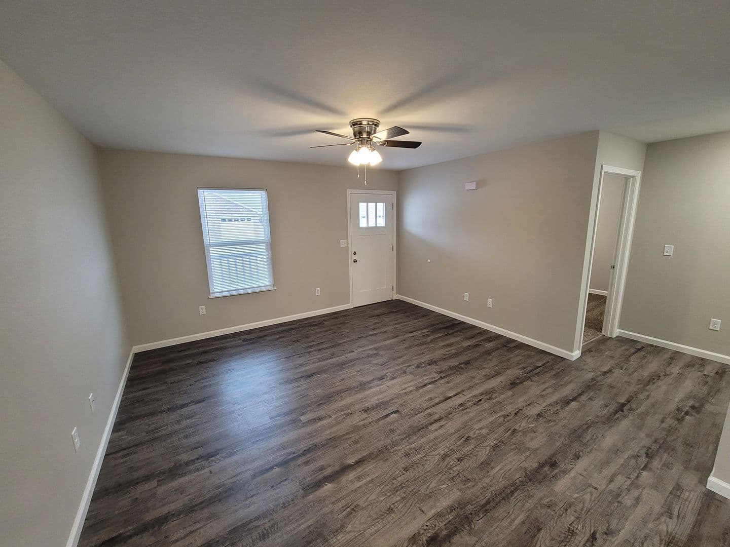 Washington Apartment: 106 Acorn Crk Rd