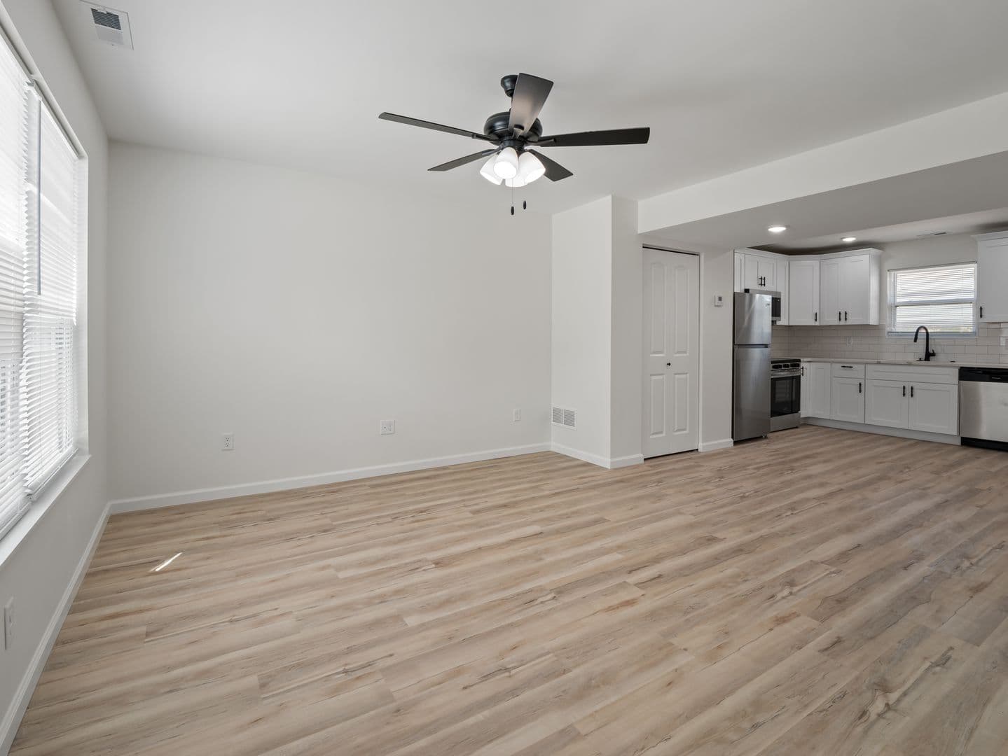 Ellisville Apartment: 16825 Autumn Terrace Drive