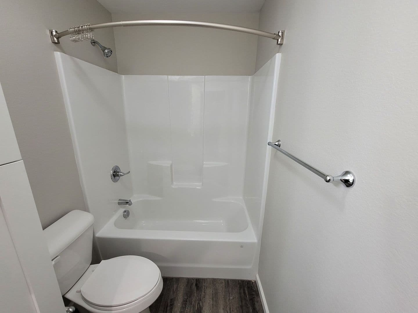 Union Apartment: 564 Red Bill Drive