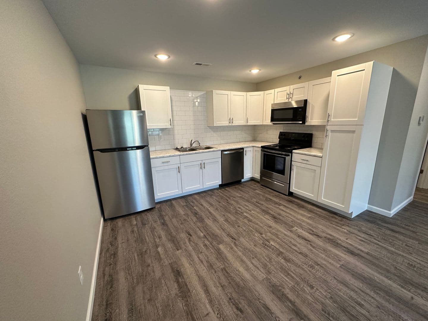Union Apartment: 564 Red Bill Drive
