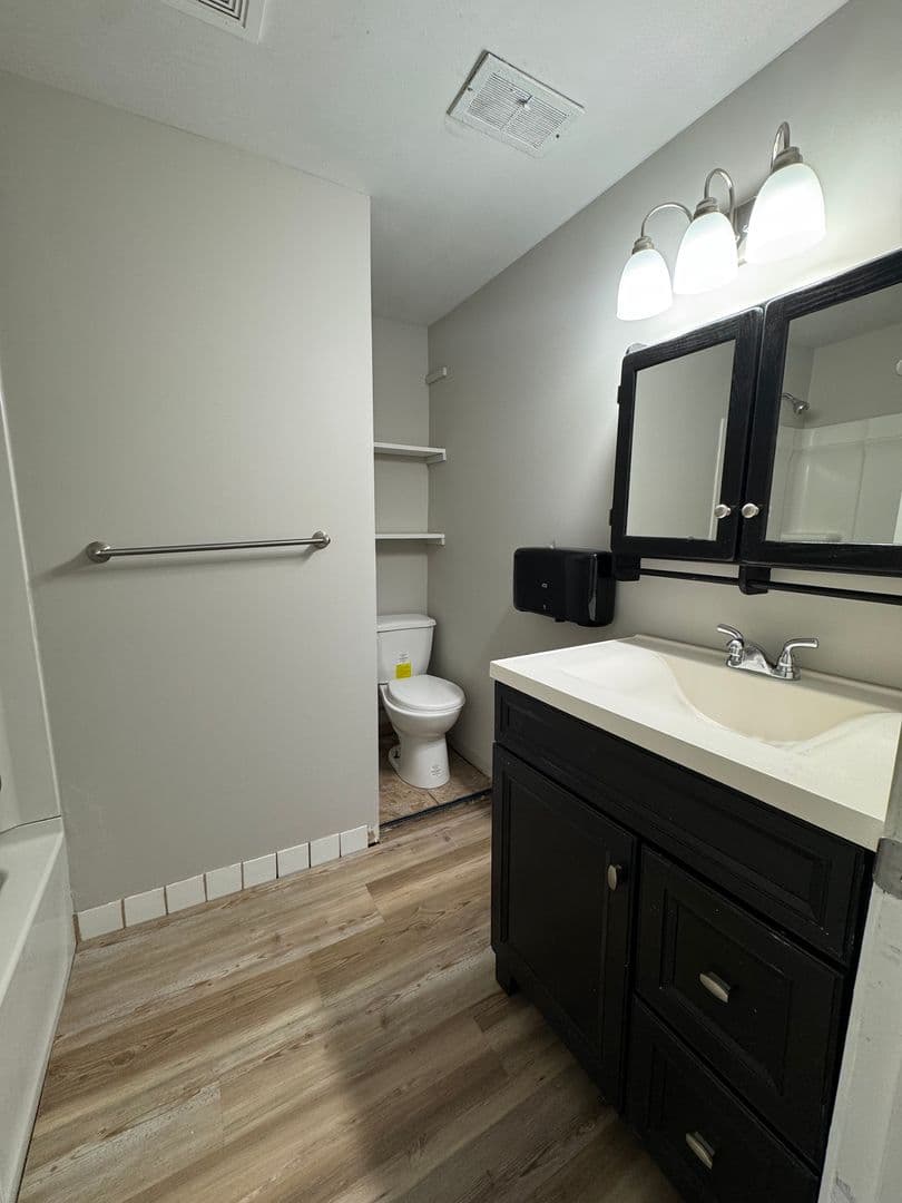 Union Apartment: P.O. Box 1052