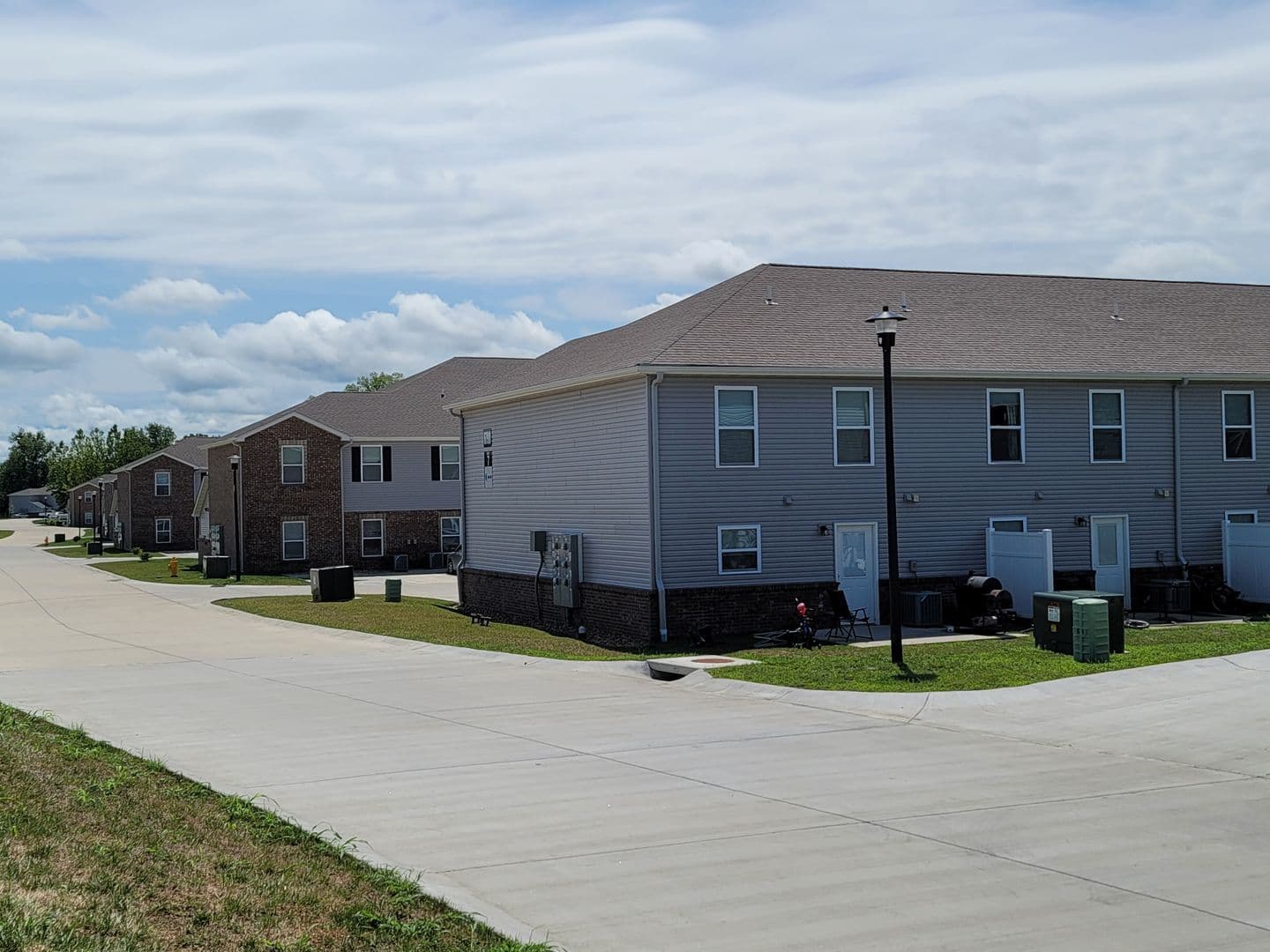 Washington Apartment: 6790 Hwy 100 West