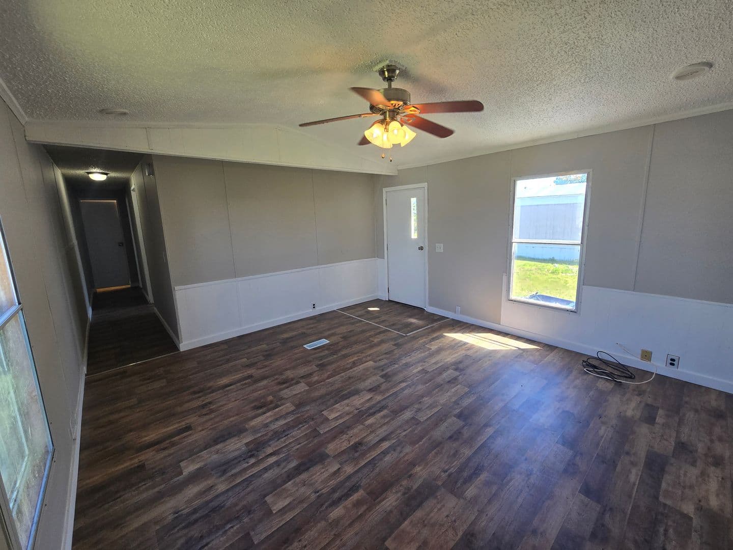 Warrenton Apartment: 1194 Juniper Drive