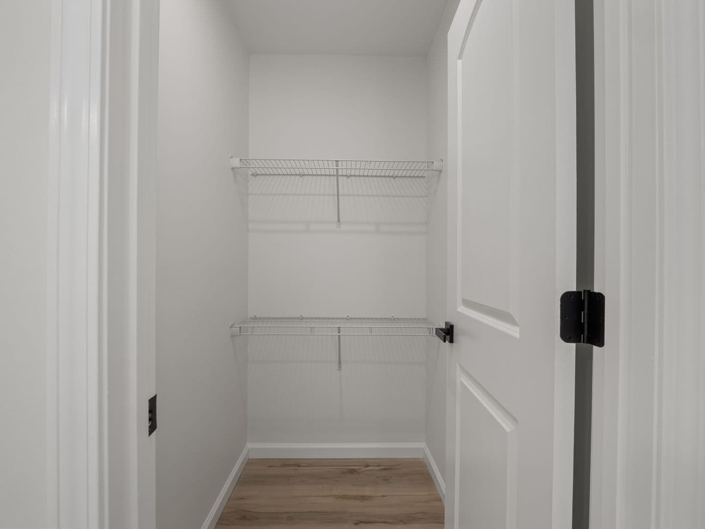 Ellisville Apartment: 16825 Autumn Terrace Drive