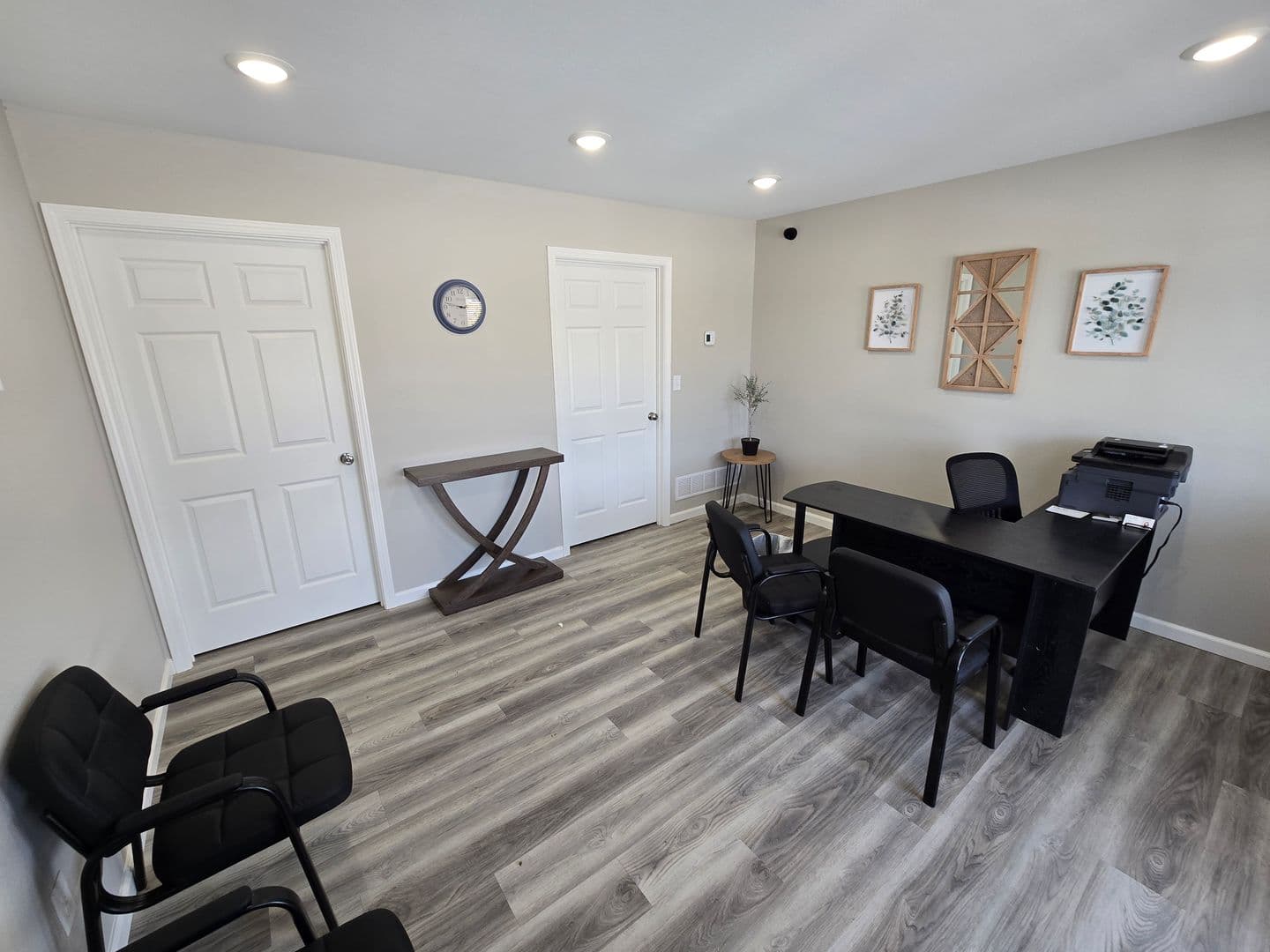Sullivan Apartment: 101 Fern Hollow Drive