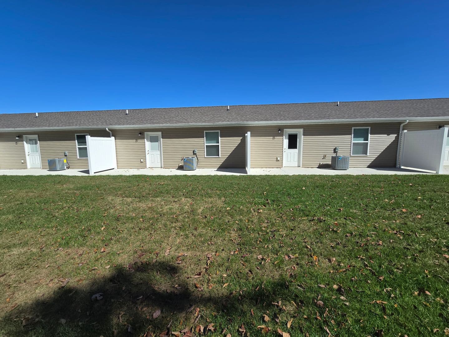 St Clair Apartment: 101 Goldfinch Drive