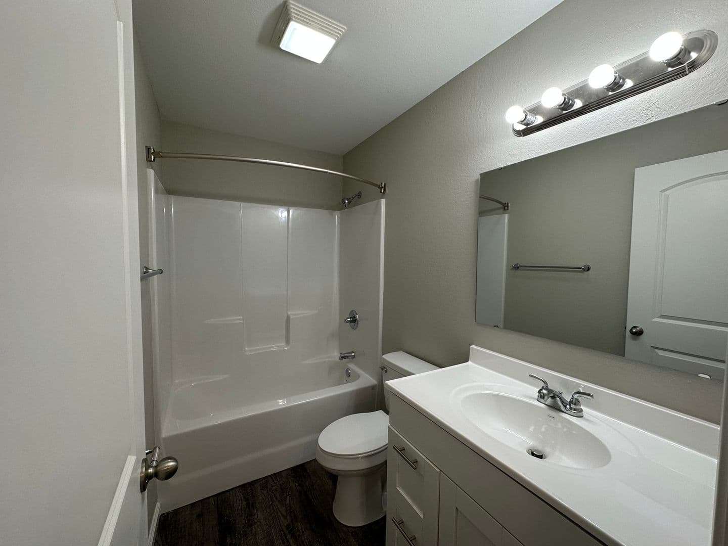 Union Apartment: 564 Red Bill Drive