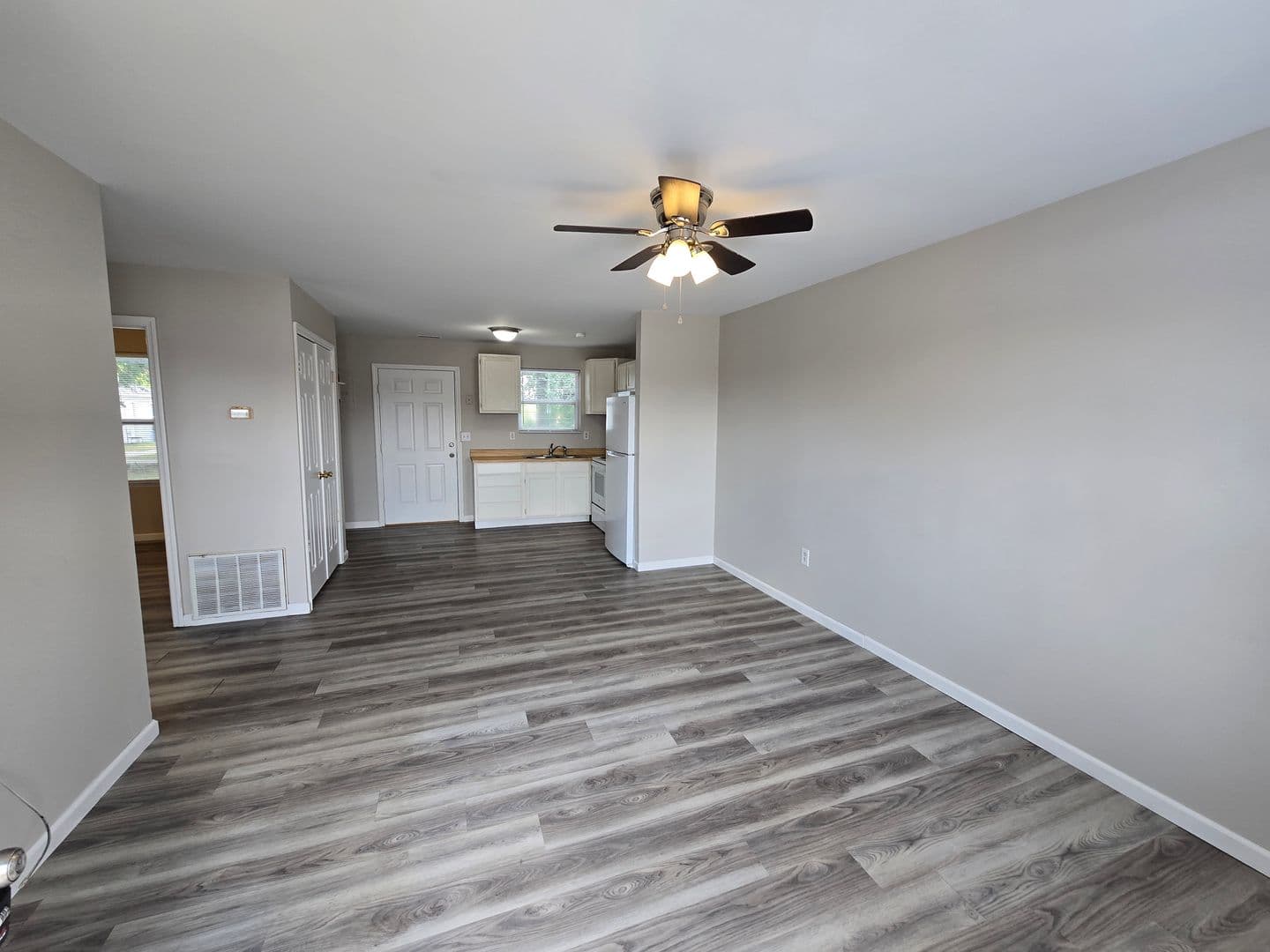 Truesdale Apartment: 745 Wabash Street