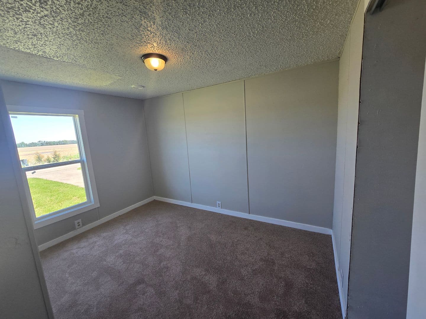 Warrenton Apartment: 1194 Juniper Drive