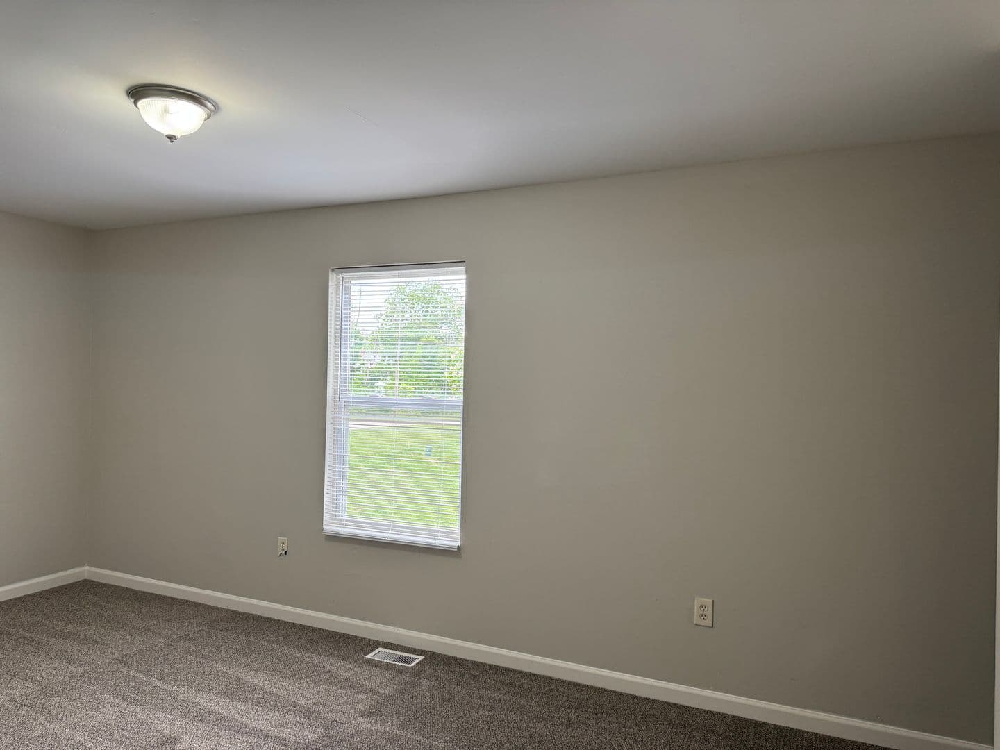 Truesdale Apartment: 745 Wabash Street