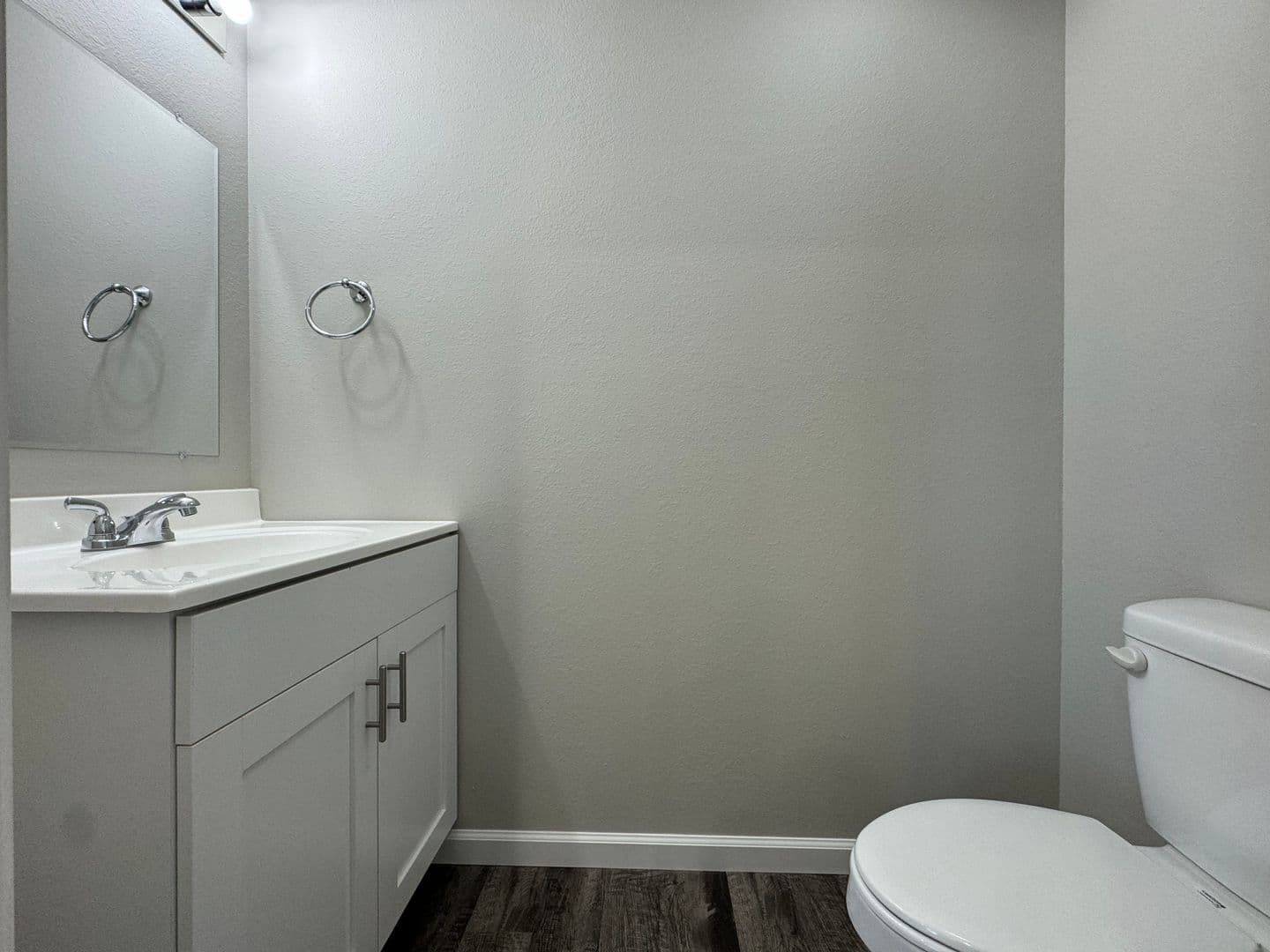 Warrenton Apartment: 16901 Cattail Bottoms Drive