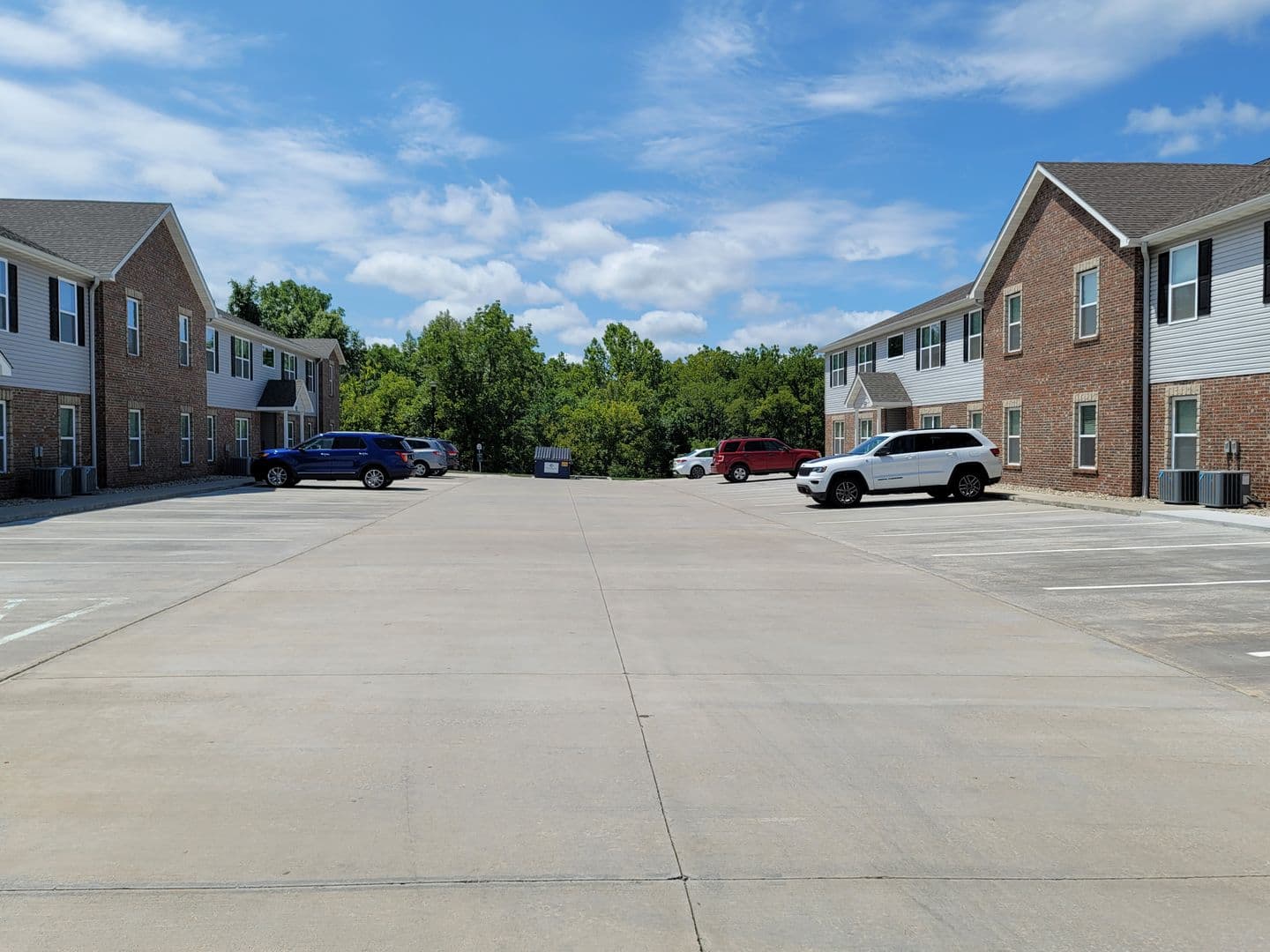 Washington Apartment: 6790 Hwy 100 West