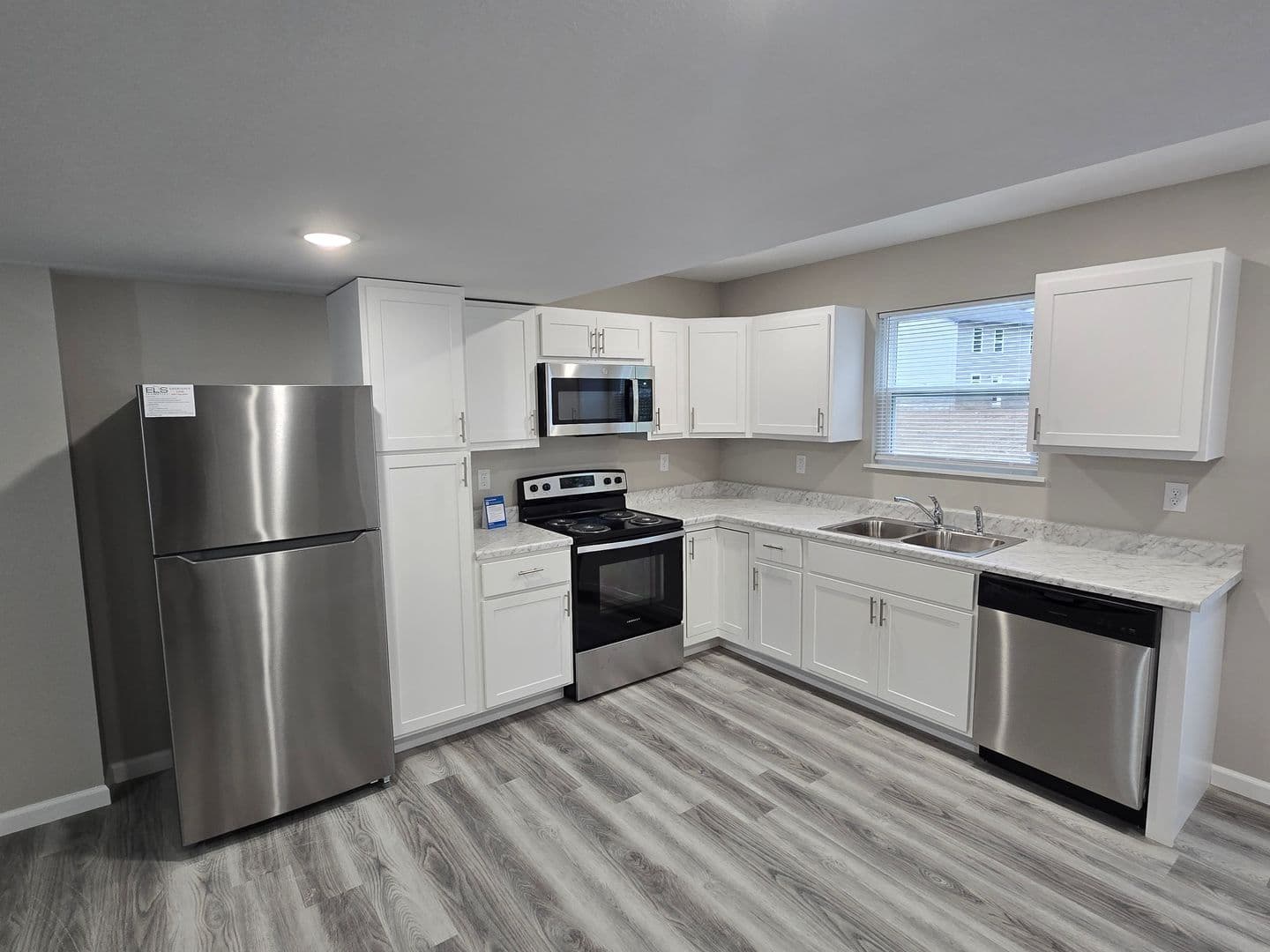 Sullivan Apartment: 101 Fern Hollow Drive