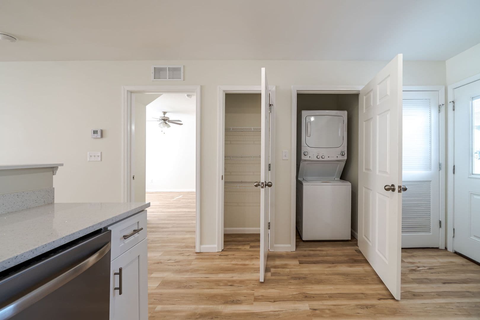 Farmington Apartment: 100 Roper Loop