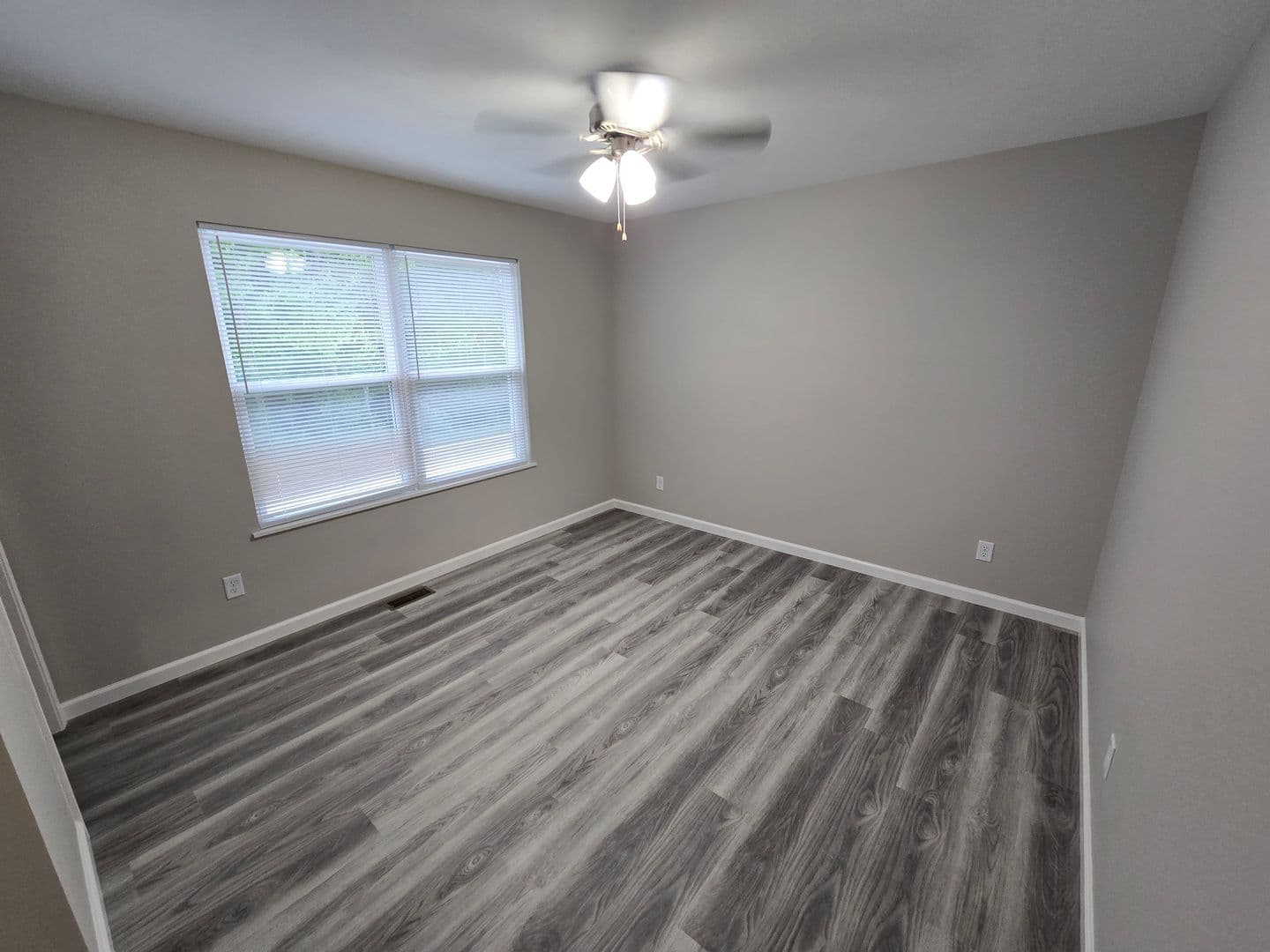 Sullivan Apartment: 101 Fern Hollow Drive