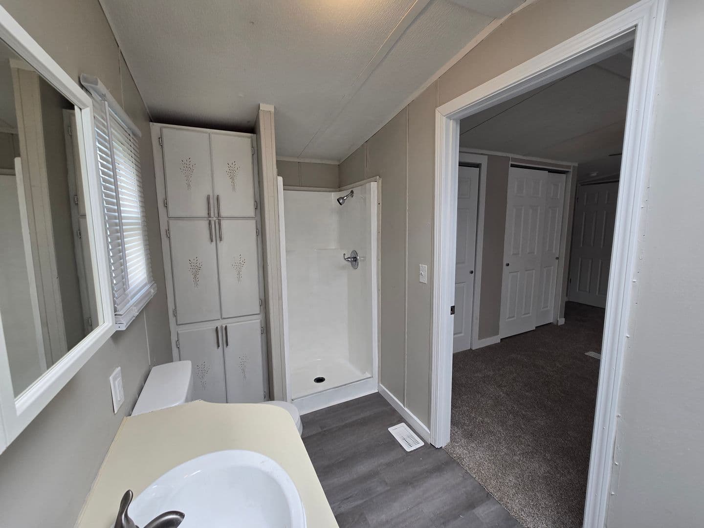 Warrenton Apartment: 1194 Juniper Drive