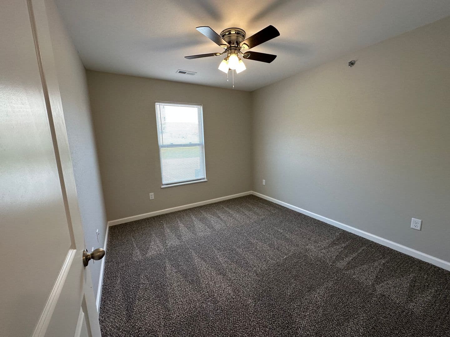 Union Apartment: 564 Red Bill Drive