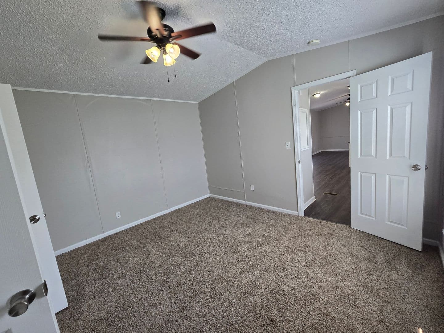 Warrenton Apartment: 1194 Juniper Drive