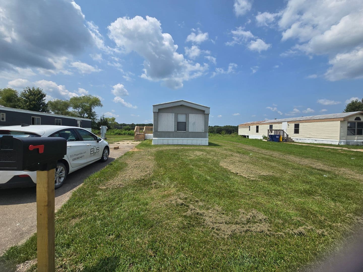 Warrenton Apartment: 1194 Juniper Drive