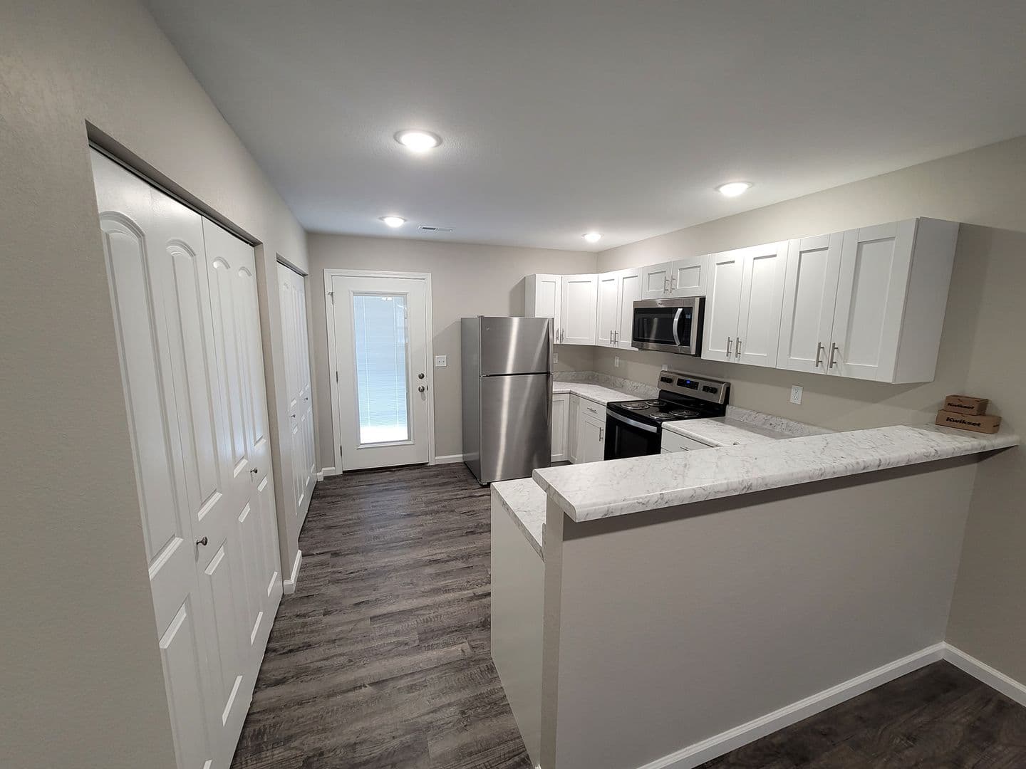 Washington Apartment: 106 Acorn Crk Rd