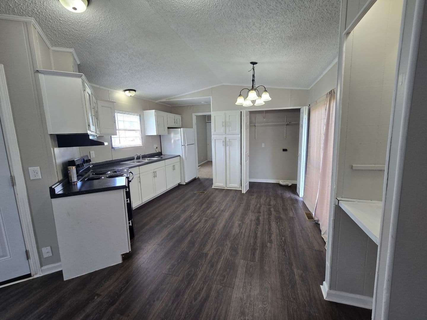 Warrenton Apartment: 1194 Juniper Drive