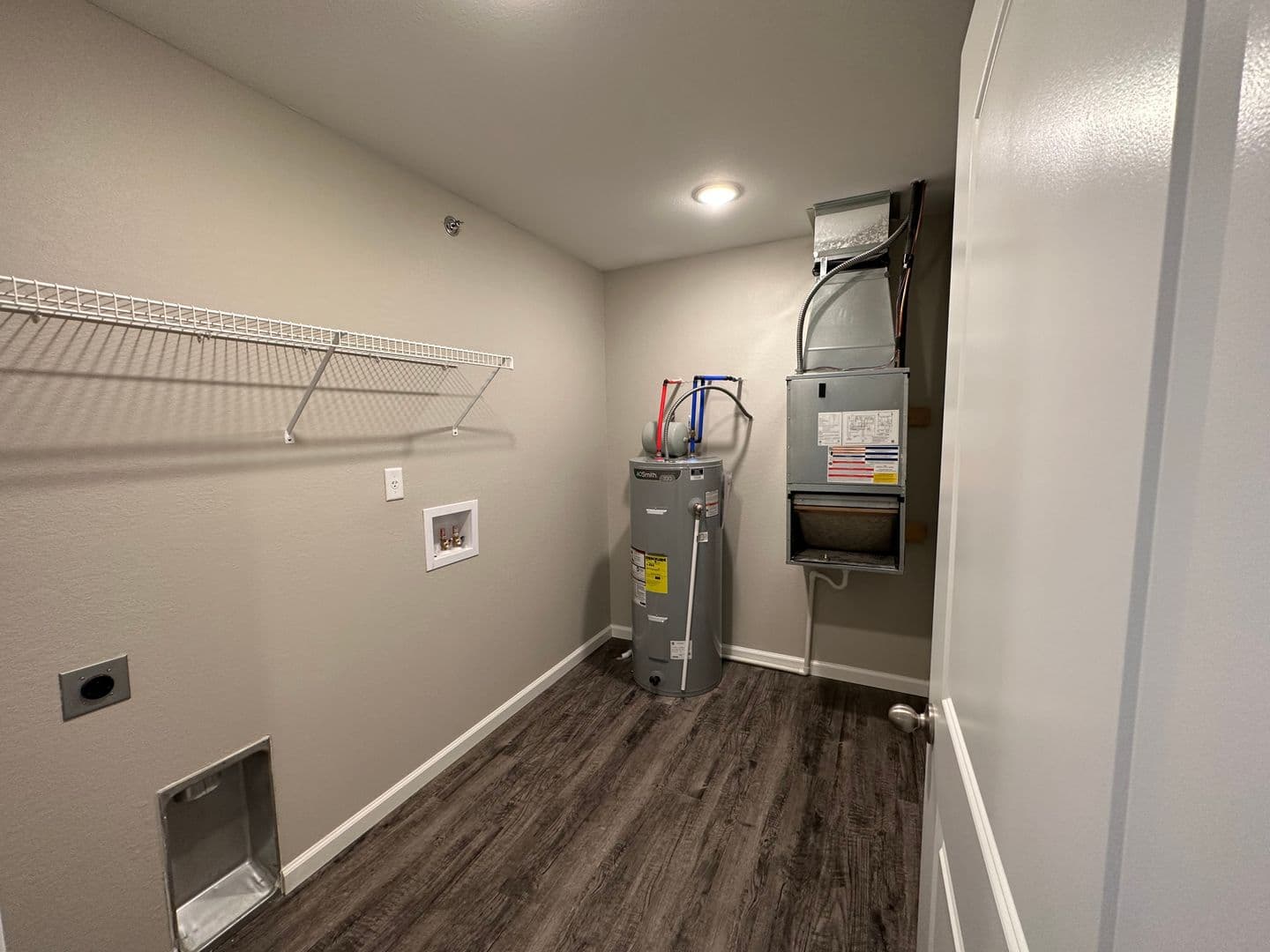 Union Apartment: 564 Red Bill Drive