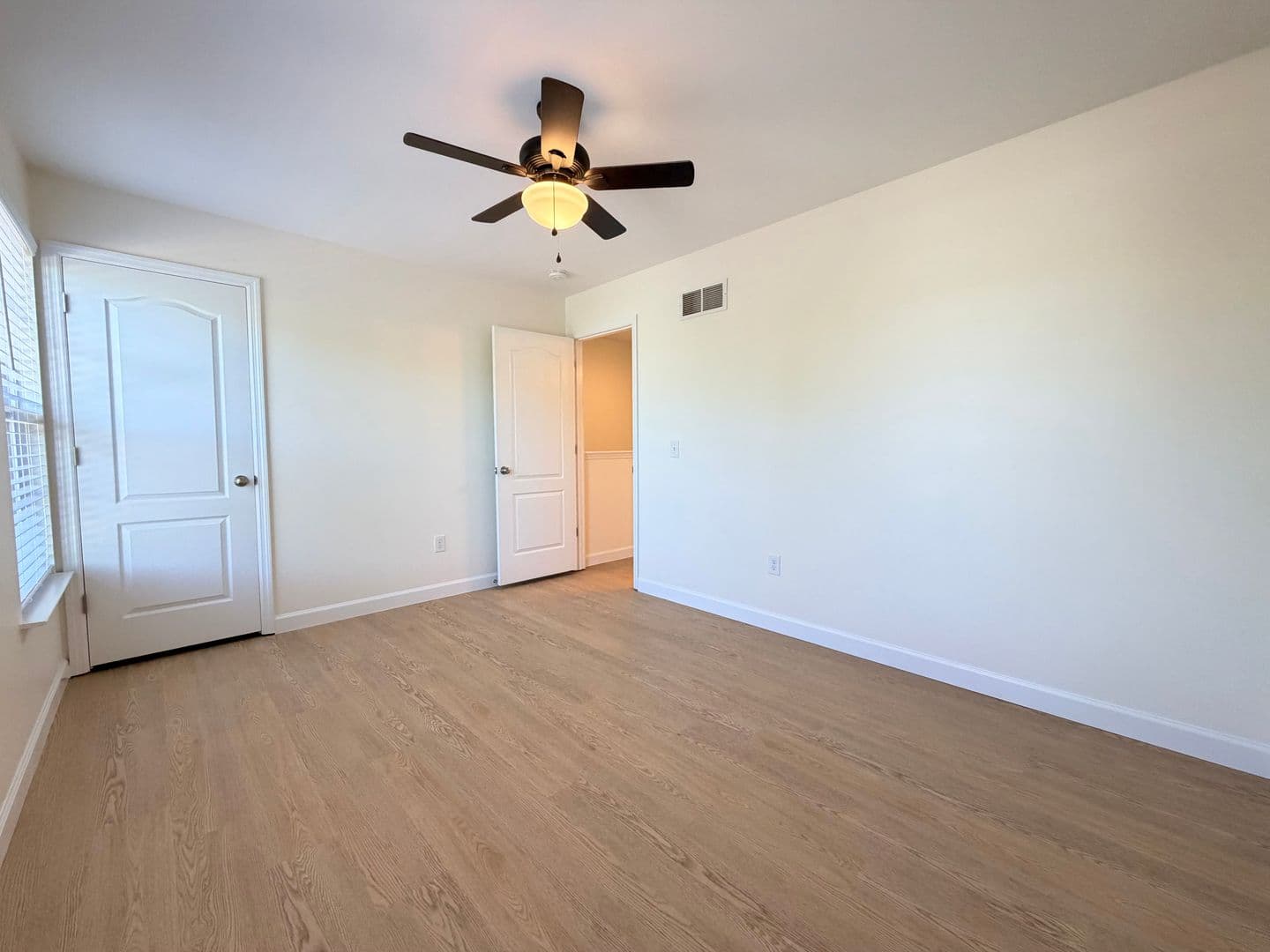 Wentzville Apartment: 700 Scotti Lane