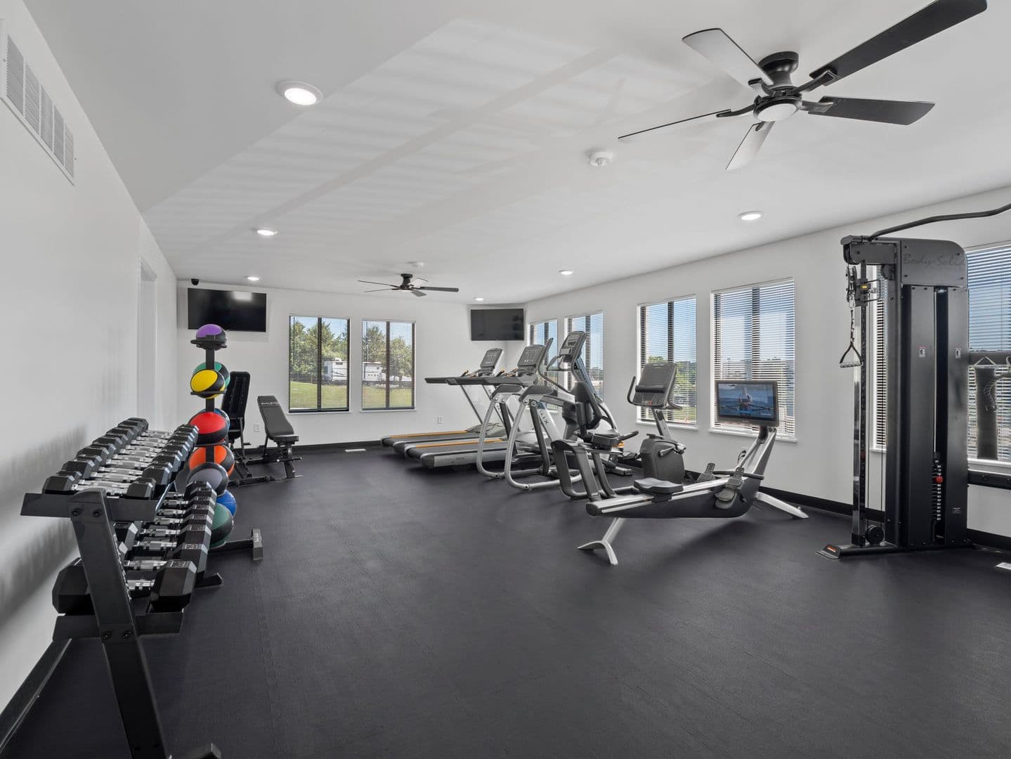 Ellisville Apartment: 16825 Autumn Terrace Drive