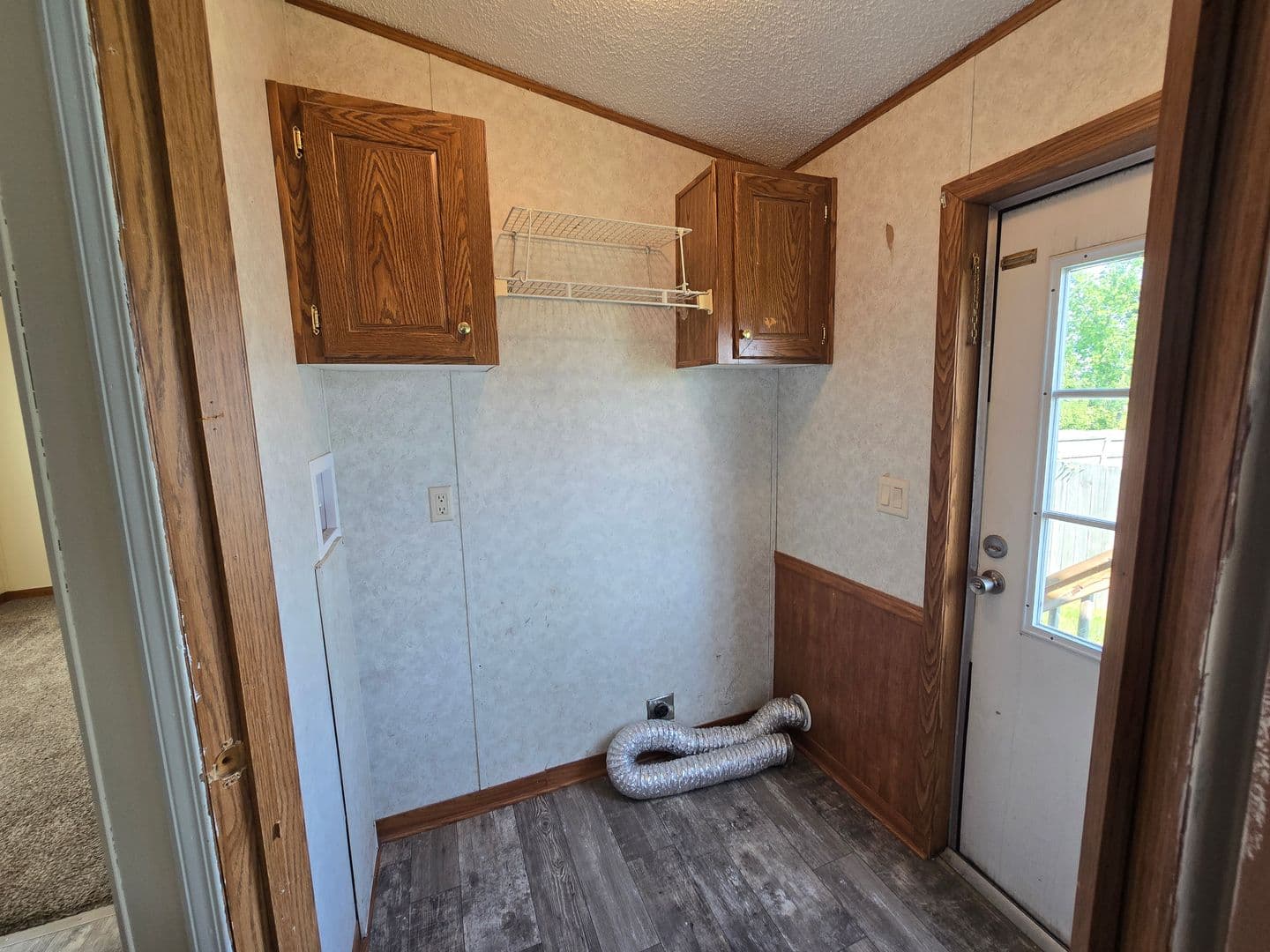 Warrenton Apartment: 1194 Juniper Drive
