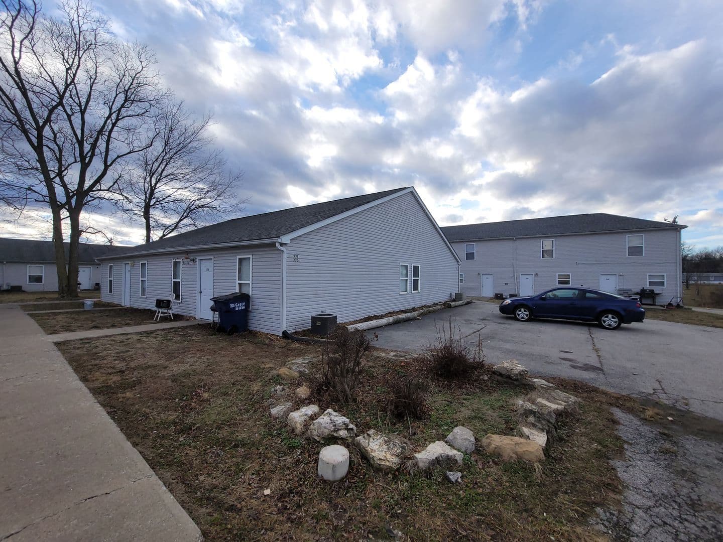 Truesdale Apartment: 745 Wabash Street