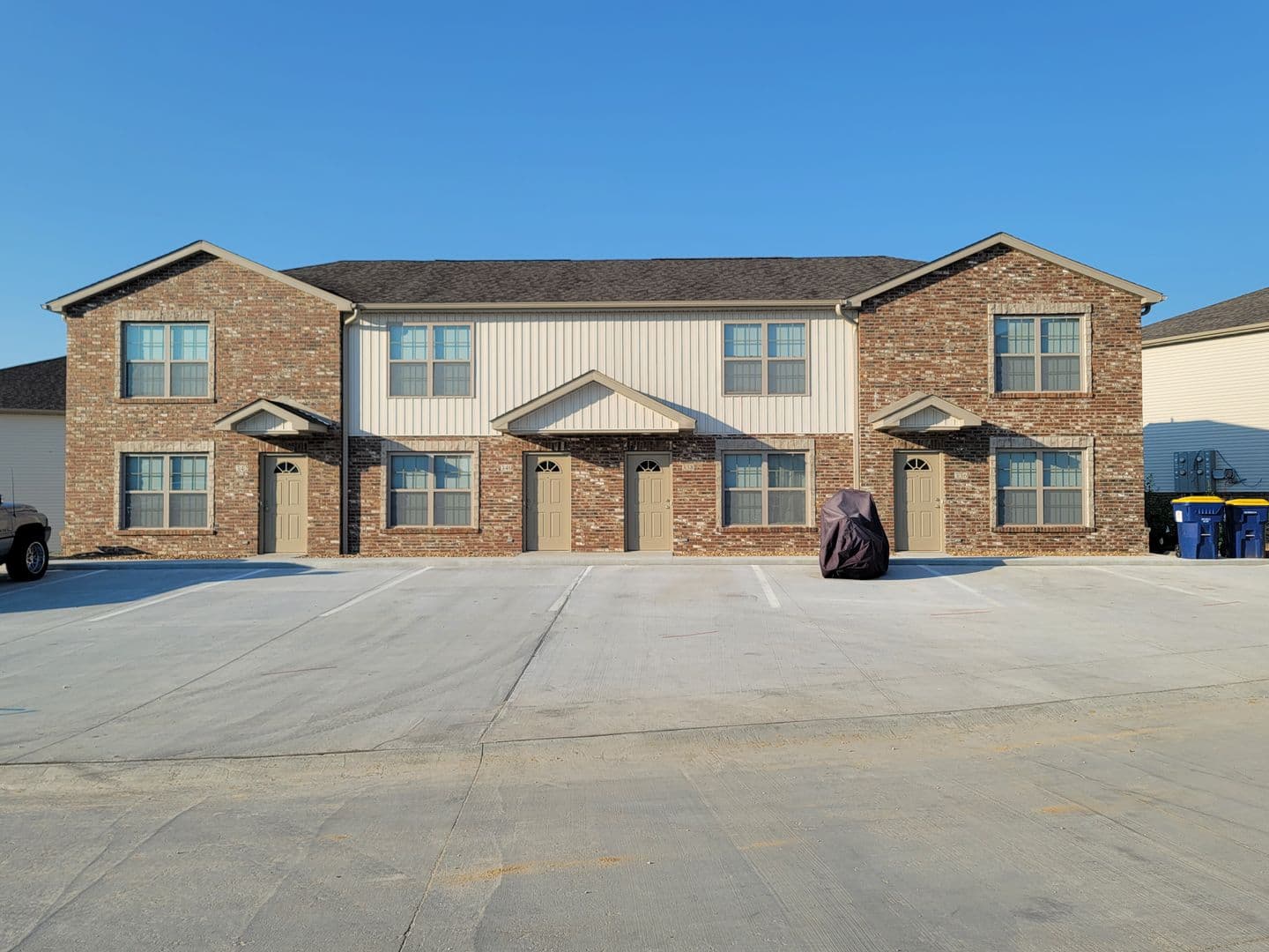 Union Apartment: 564 Red Bill Drive