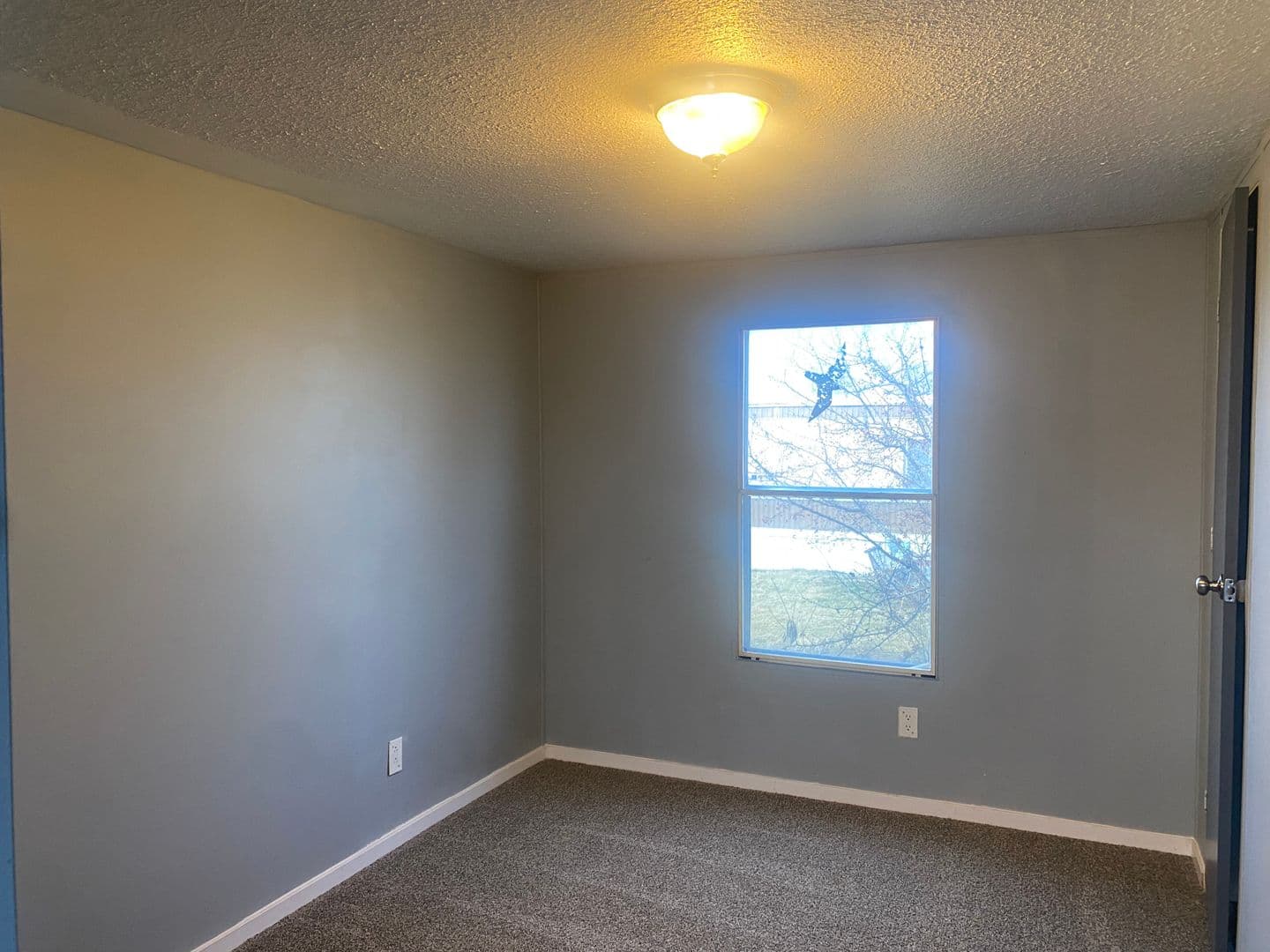 Warrenton Apartment: 1194 Juniper Drive
