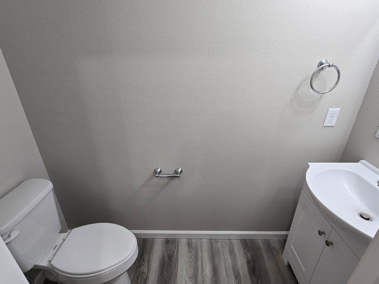 Sullivan Apartment: 101 Fern Hollow Drive