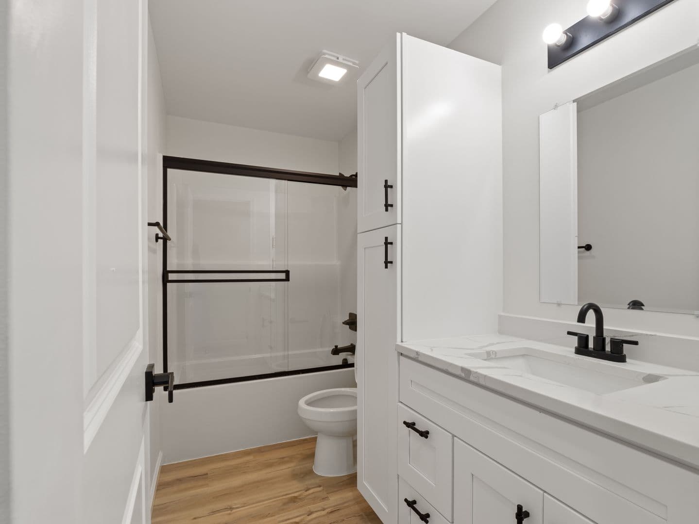 Ellisville Apartment: 16825 Autumn Terrace Drive
