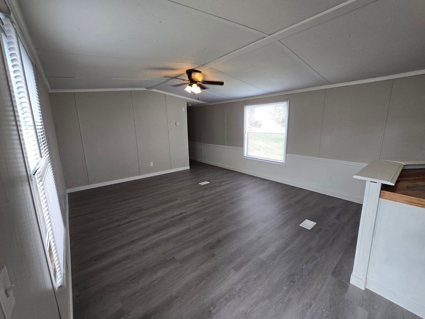 Warrenton Apartment: 1194 Juniper Drive