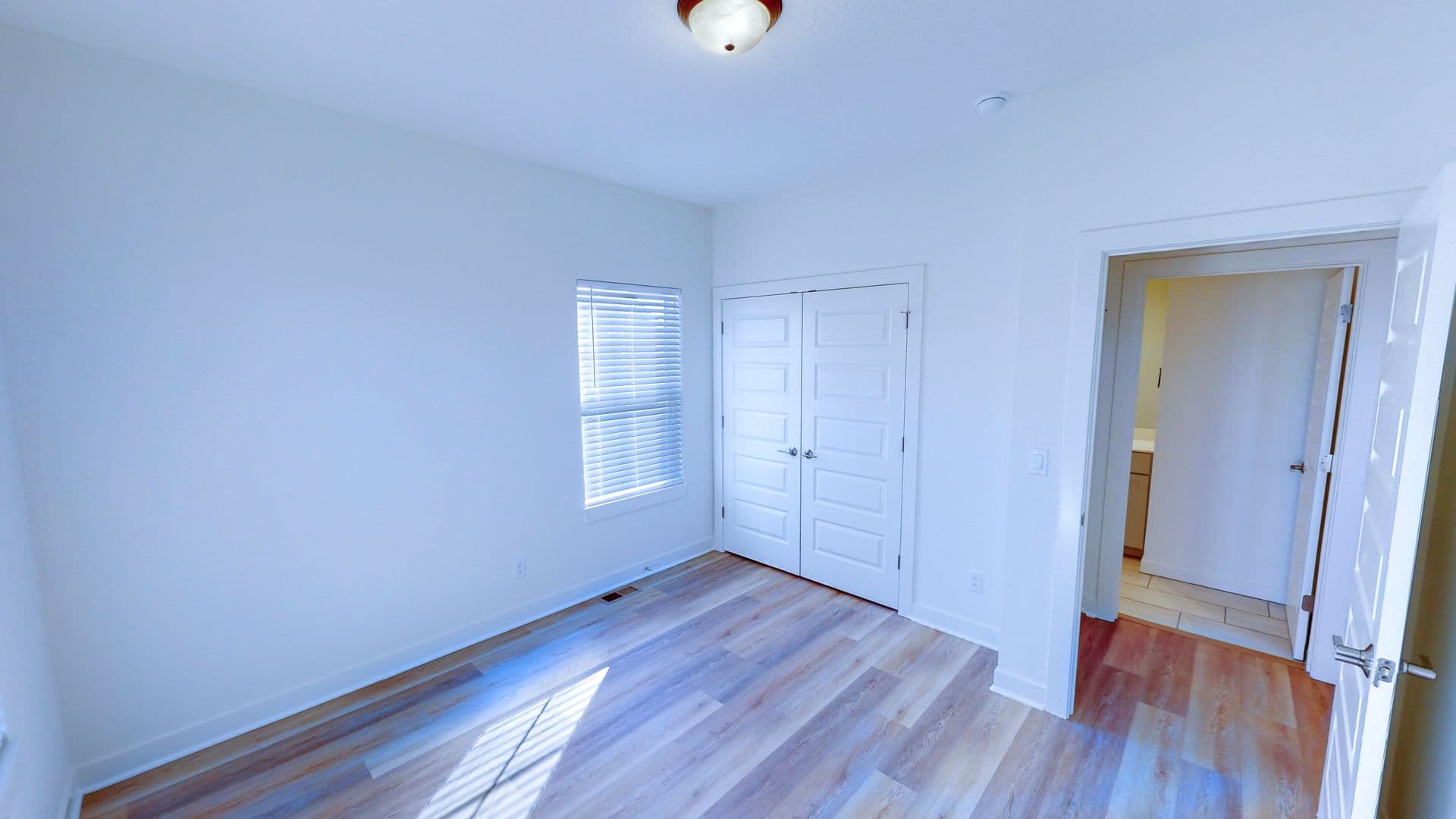 Spring Hill House: 19661 200th St