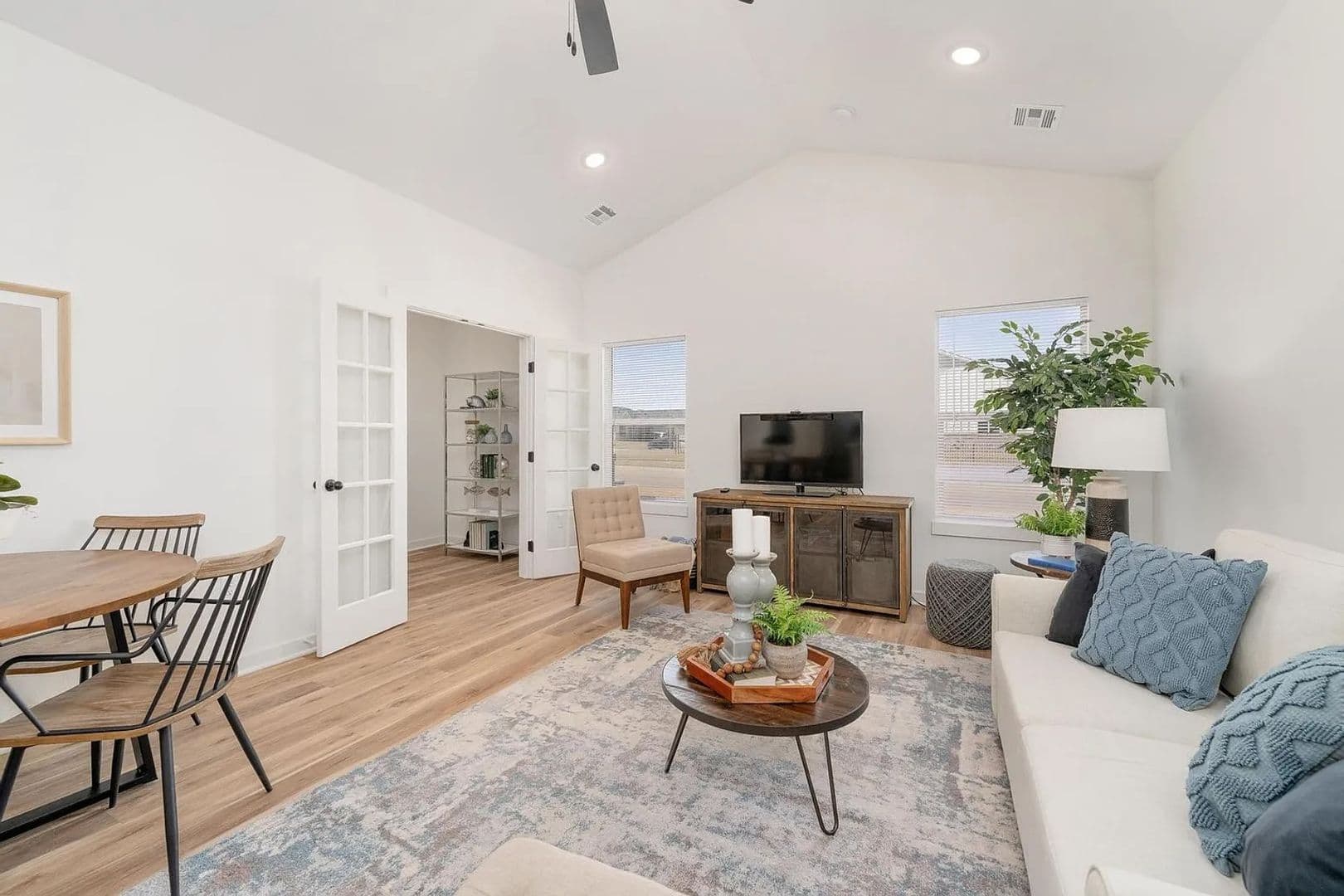 Goddard Townhome: 2141 E Elk Ridge Ave