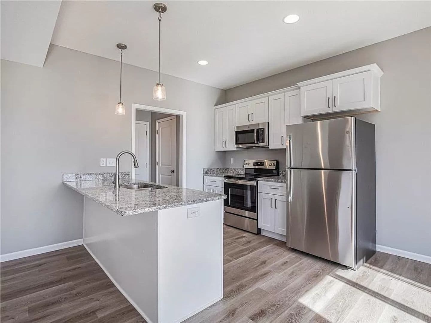 Blue Springs House: 9118 SW 2nd St