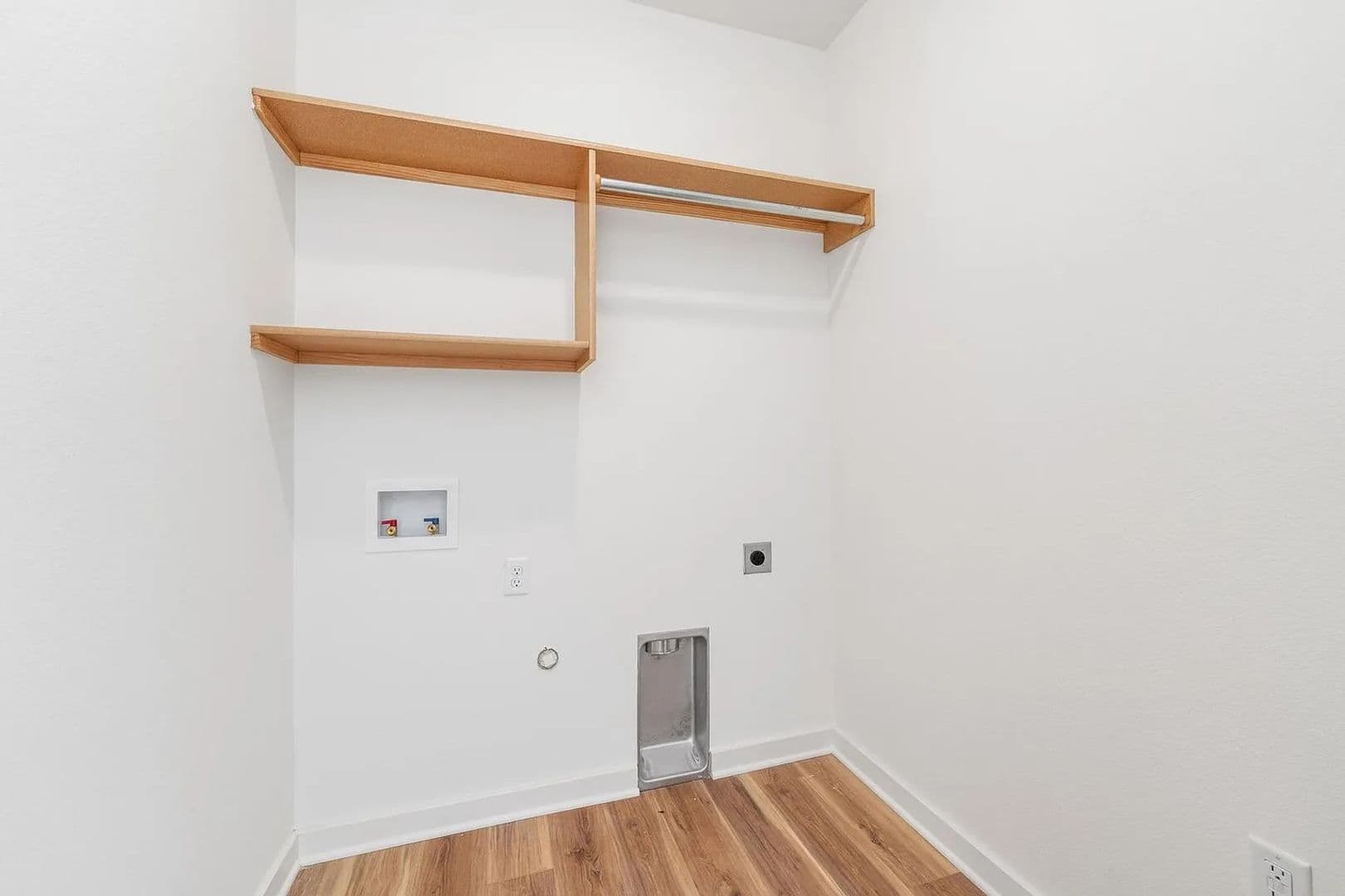 Goddard Townhome: 2141 E Elk Ridge Ave