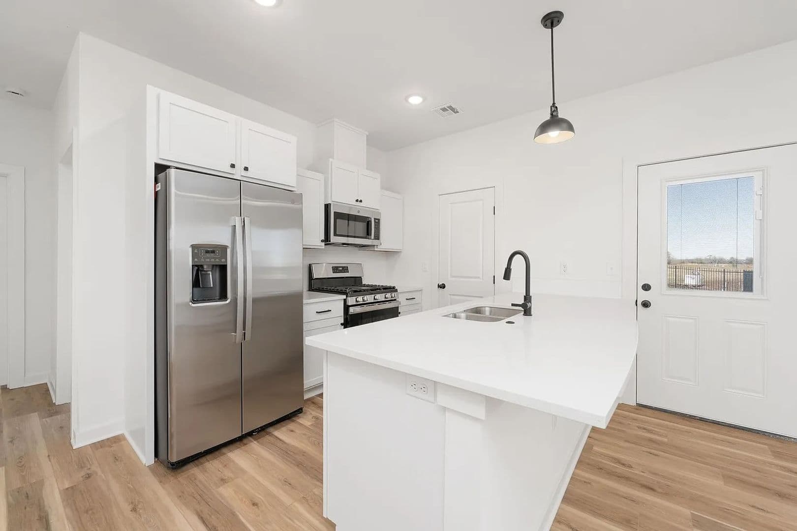 Goddard Townhome: 2157 E Elk Ridge Ave